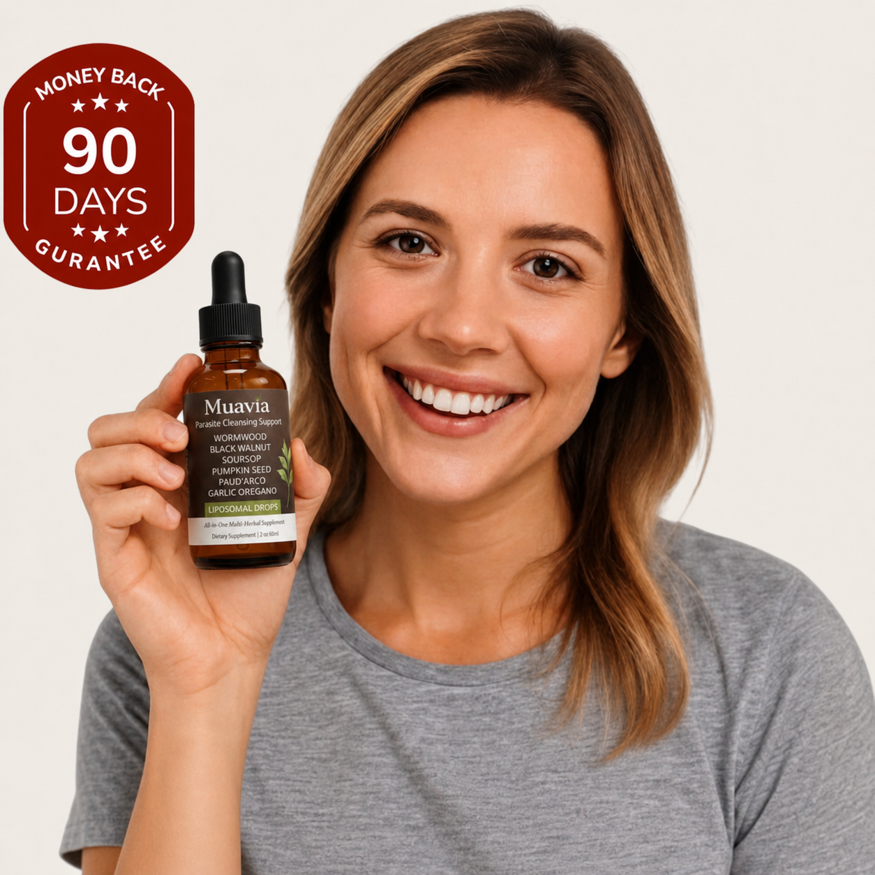 Customer holding a Muavia bottle